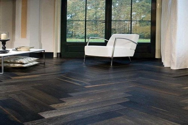 sàn gỗ chiu liu phù hợp với phong cách kiến trúc cổ điển